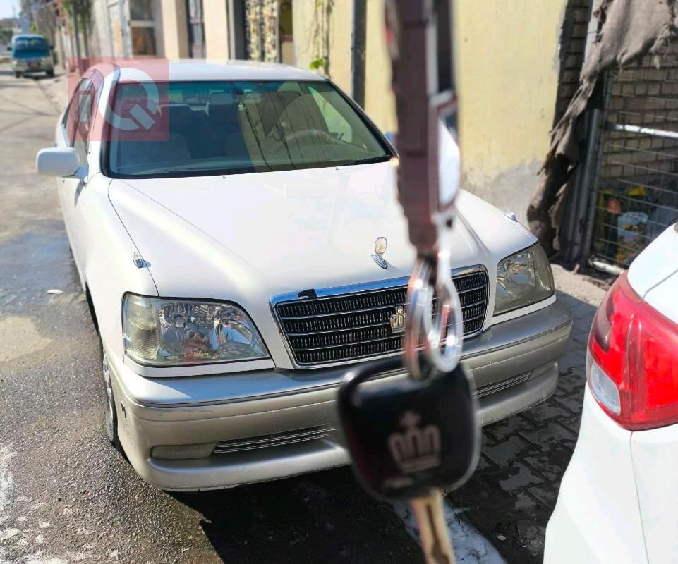 تويوتا كراون